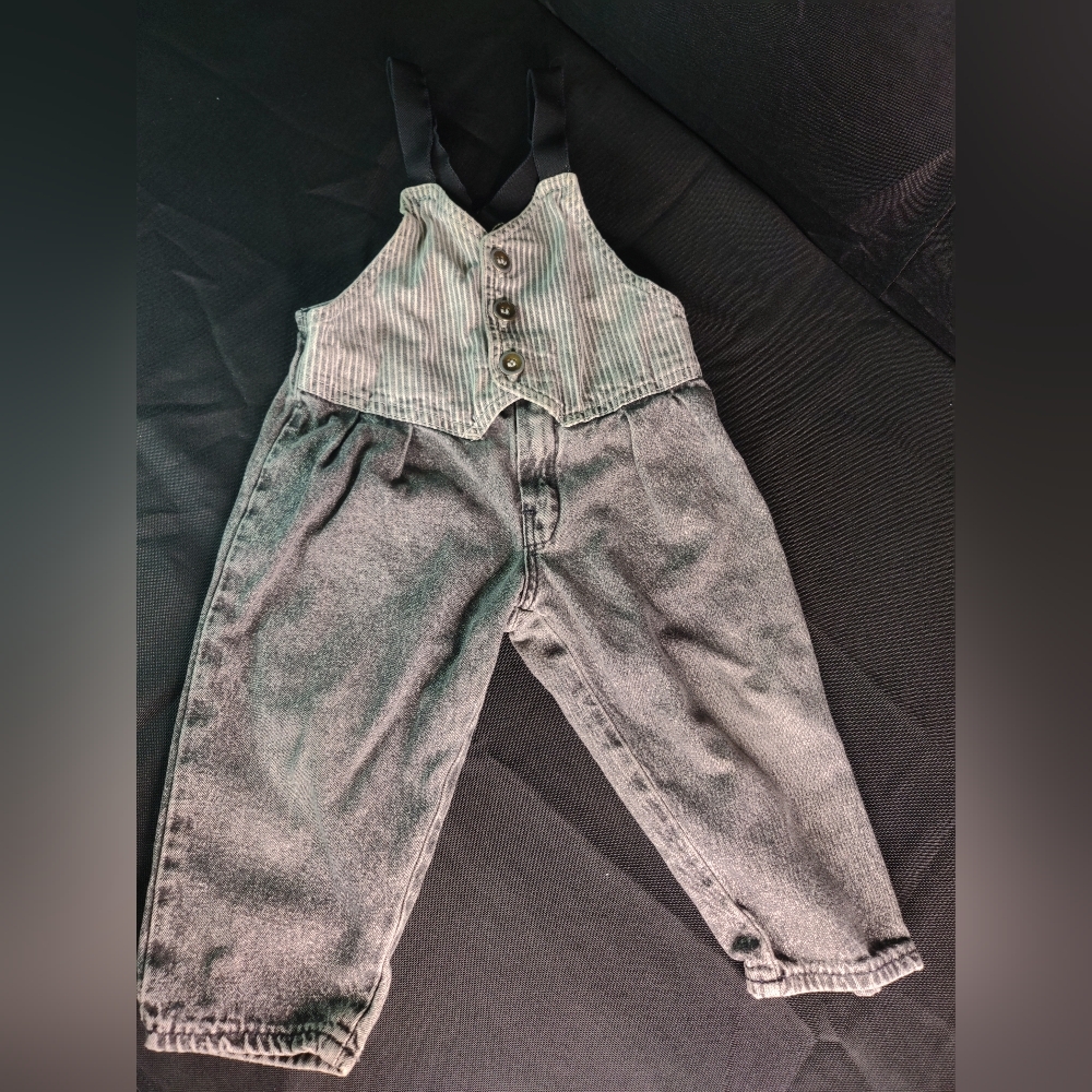 VTG OshKosh B’Gosh Vestbak Striped Vest Stone Washed Overalls 2T